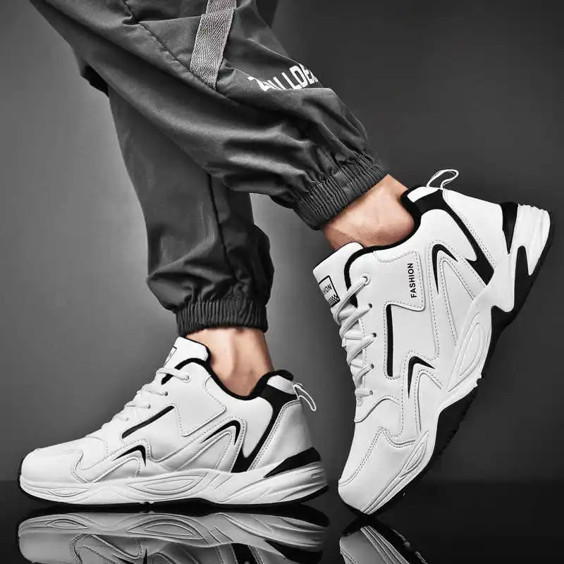 Sepatu kets olahraga untuk pri - Travel Accessories Gift Ideas ulasan dan harga